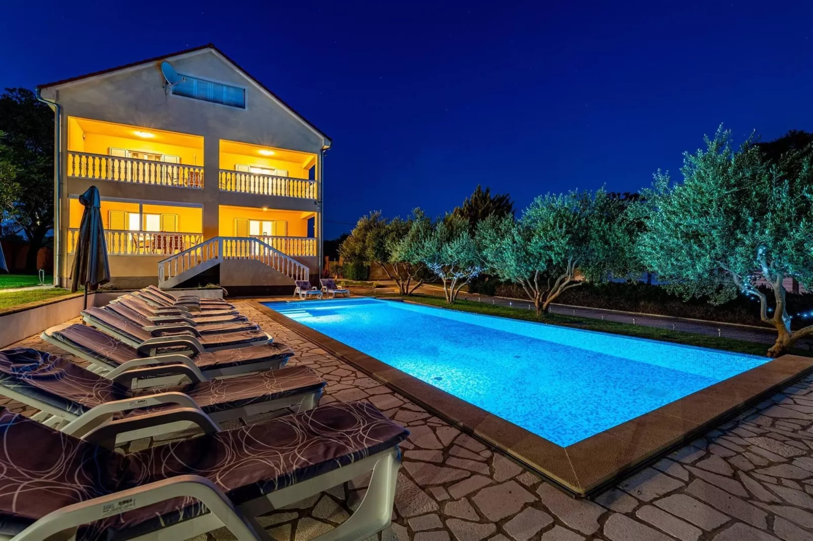 Holiday home Blanka-Piscine
