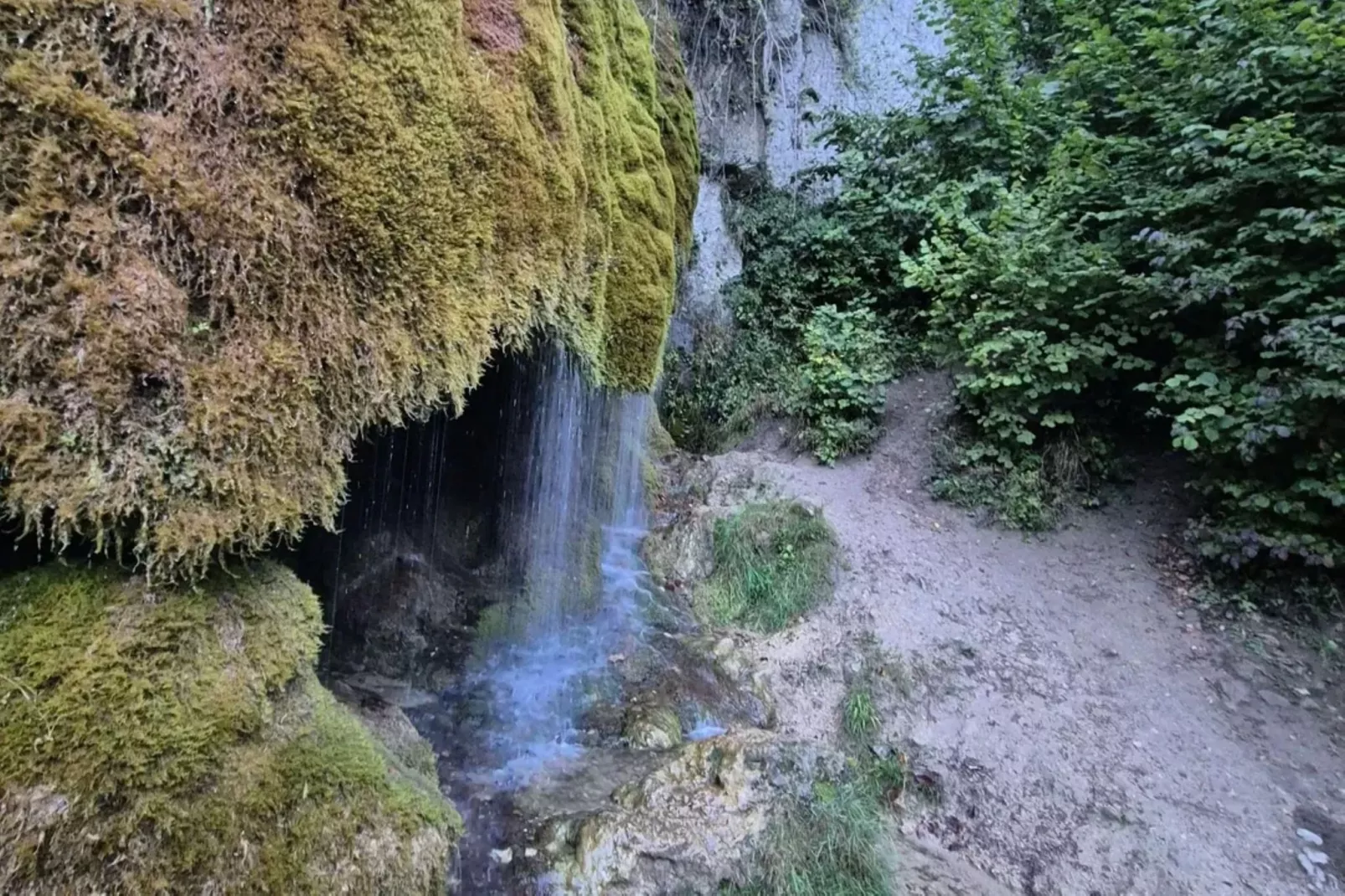Eifel-Finca mit Whirlpool und Gartenlounge-Areas within 20km in summer
