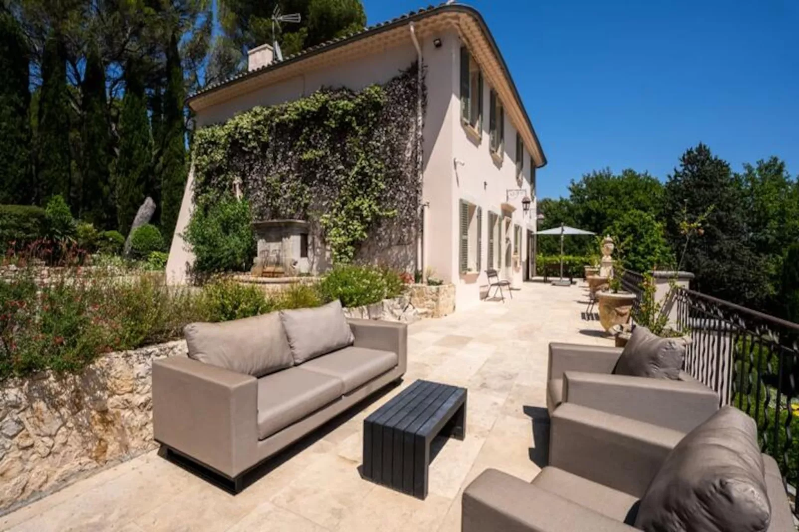 Domaine De La Rose Comtesse &ndash; L&rsquo;art Du Luxe Intimiste En Provence-Untagged
