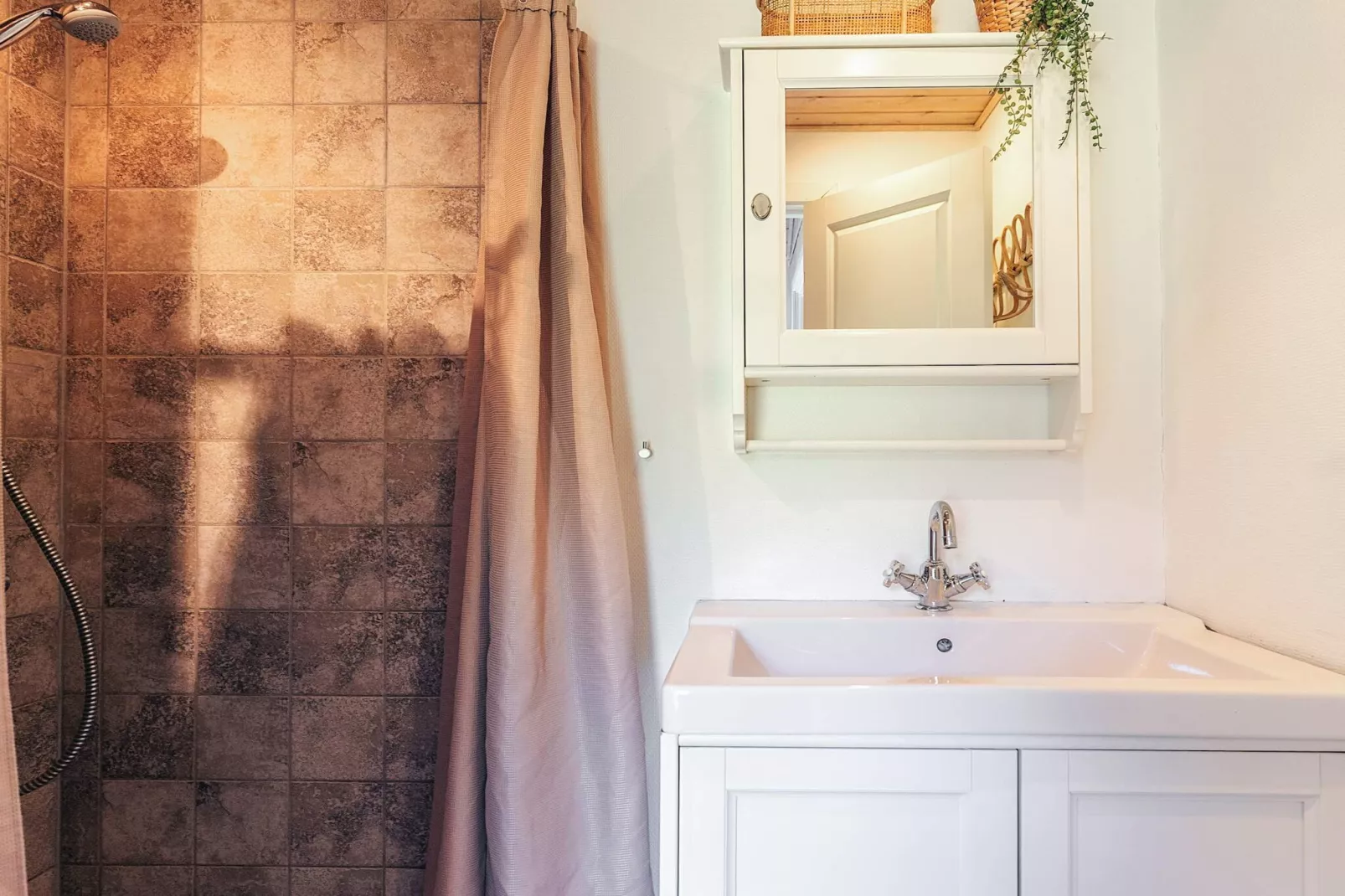 6 person holiday home in Øster Assels-By Traum-Indoor