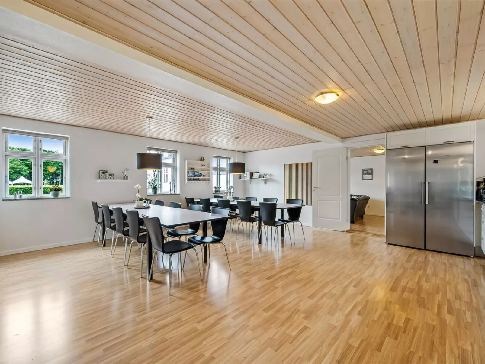 "Edine" - 4.5km from the sea-Inside