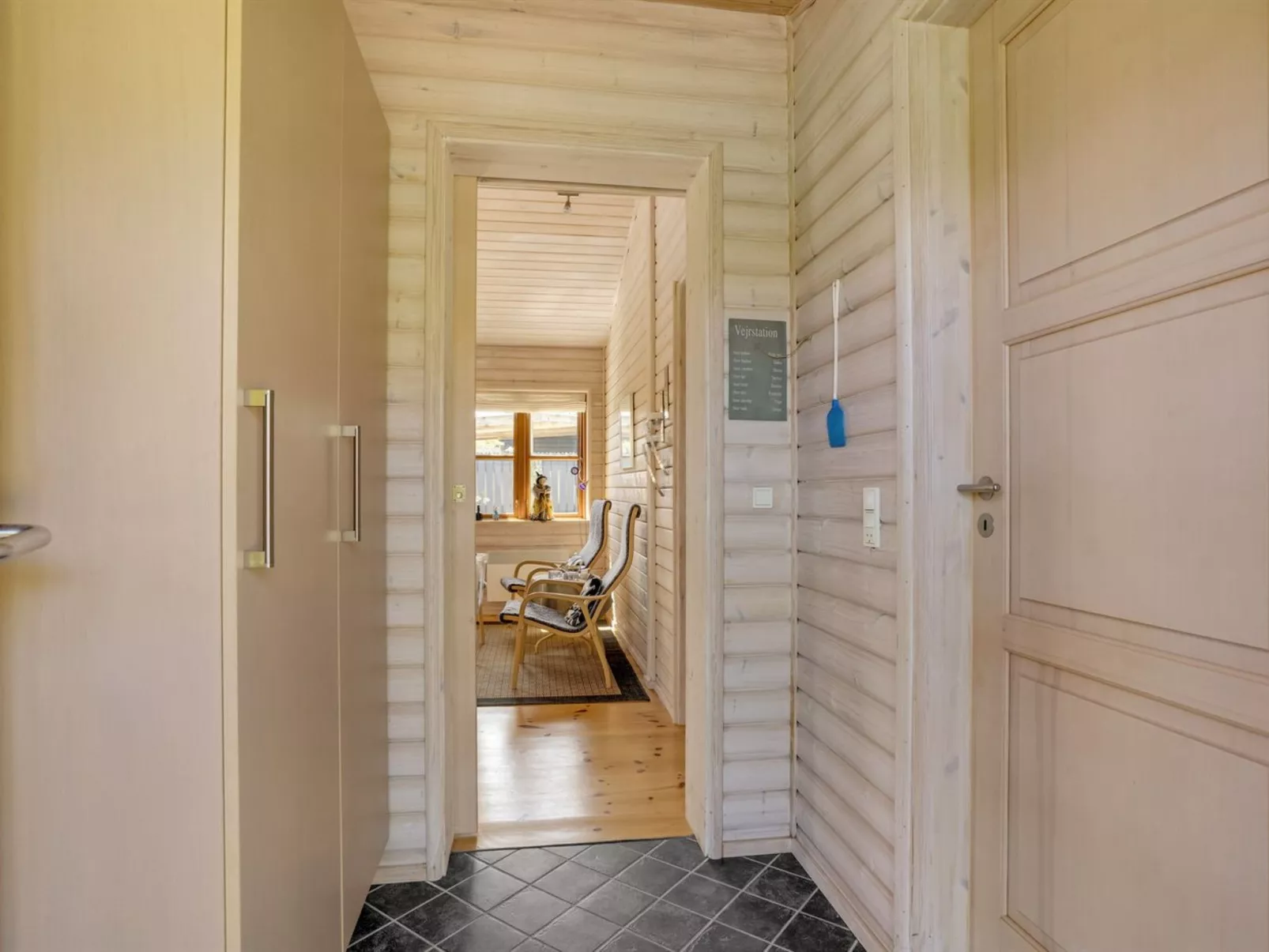 "Øthkil" - 93m from the sea-Dedans