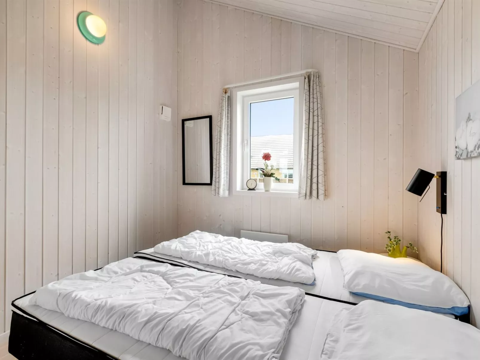 "Mara" -  from the sea-Dedans