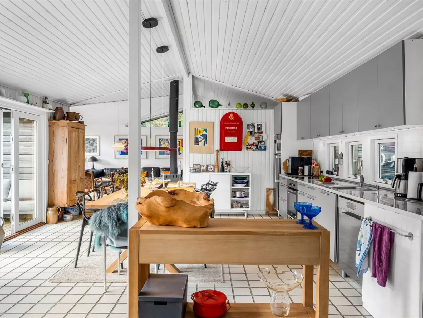 "Linnea" - 1km from the sea-Drinnen