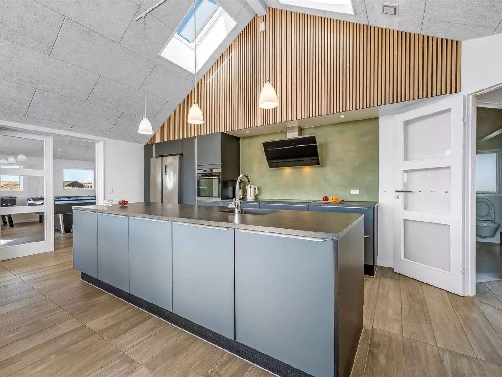 "Swante" -  from the sea-Inside