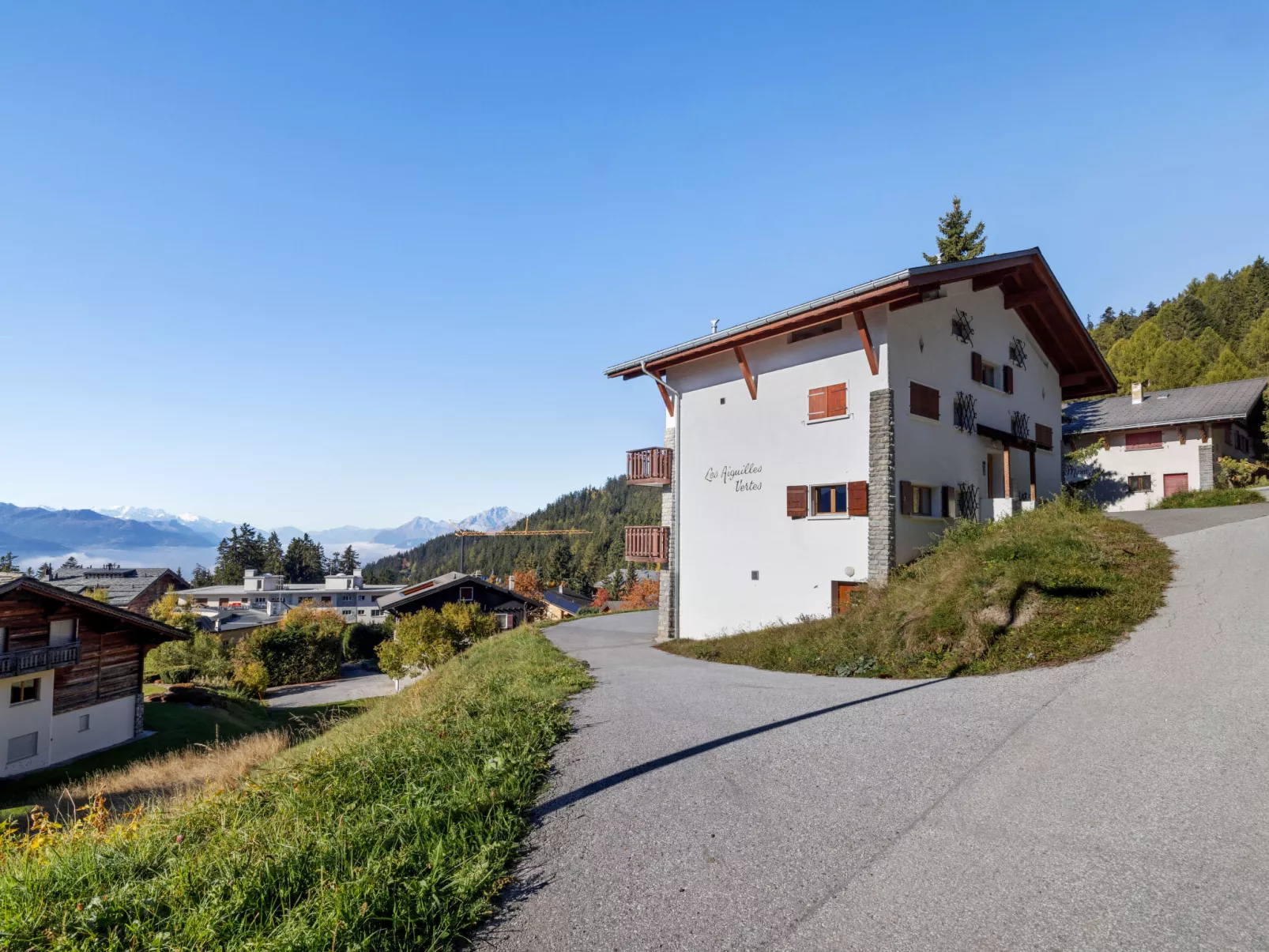 Les Aiguilles Vertes Rez inférieur-Outside