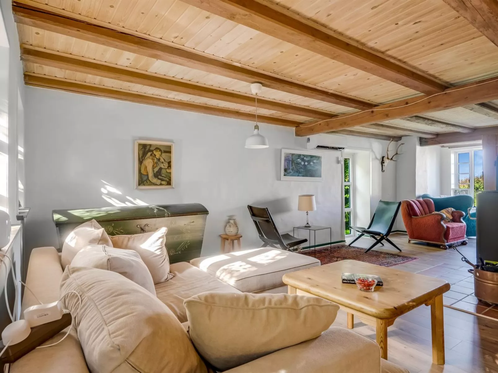 "Agrippa" - 30m to the fjord-Drinnen