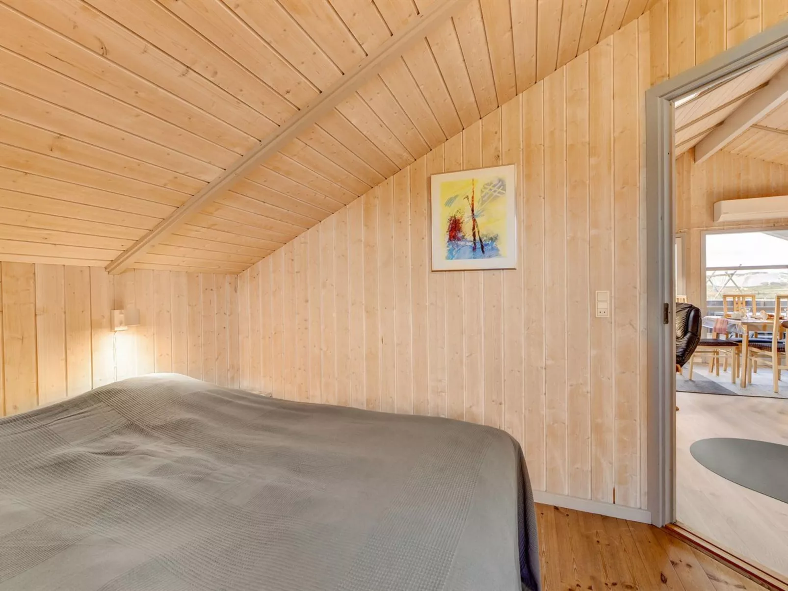 "Durita" - 600m to the fjord-Drinnen