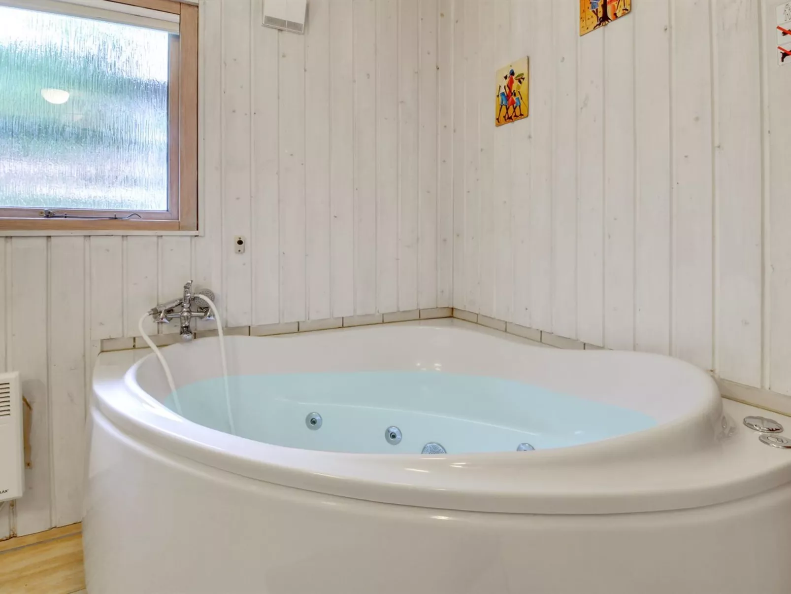 "Anine" - 200m to the fjord-Inside