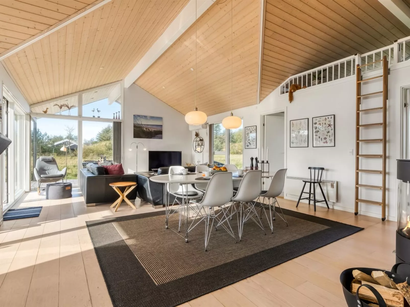 "Yaim" - 800m from the sea-Drinnen