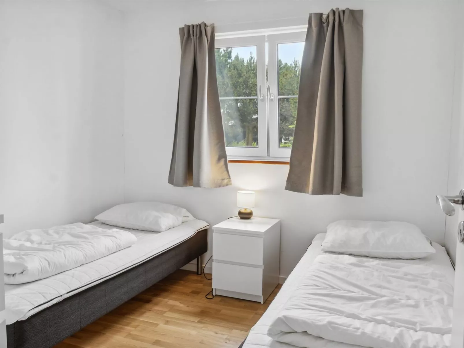 "Bjarka" - 700m from the sea-Dedans