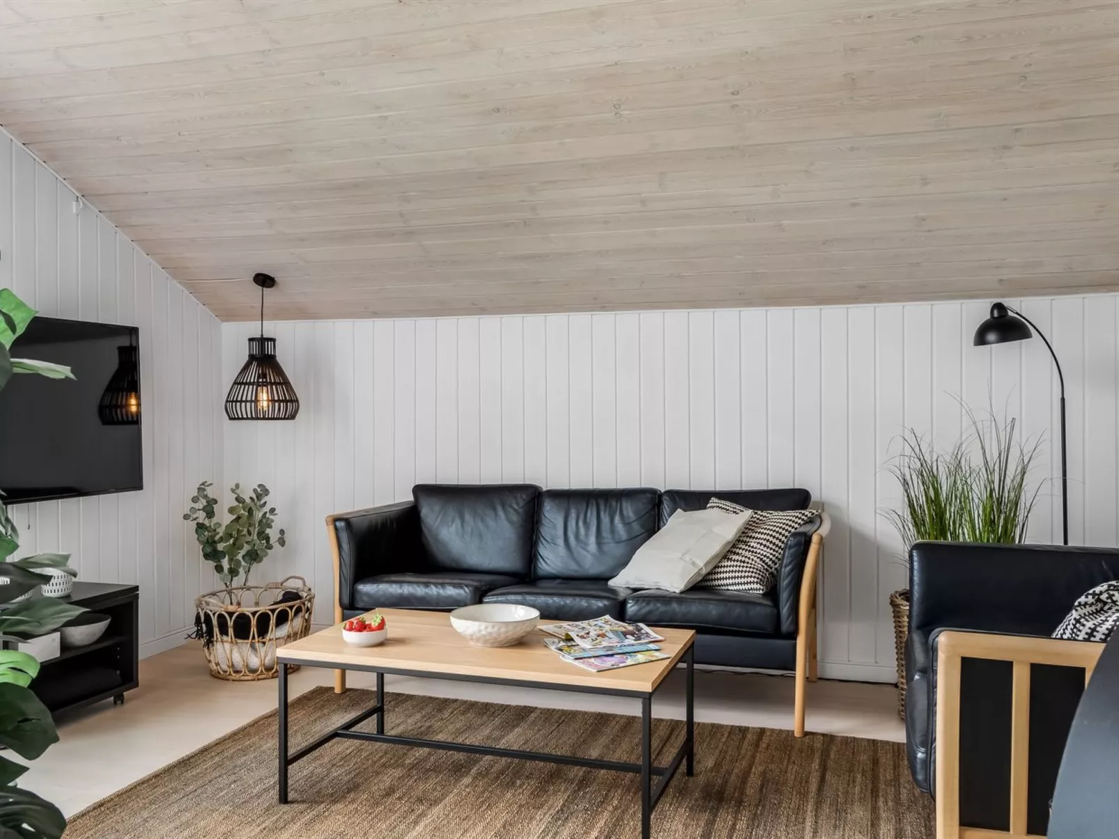 "Apelone" - 800m from the sea-Inside