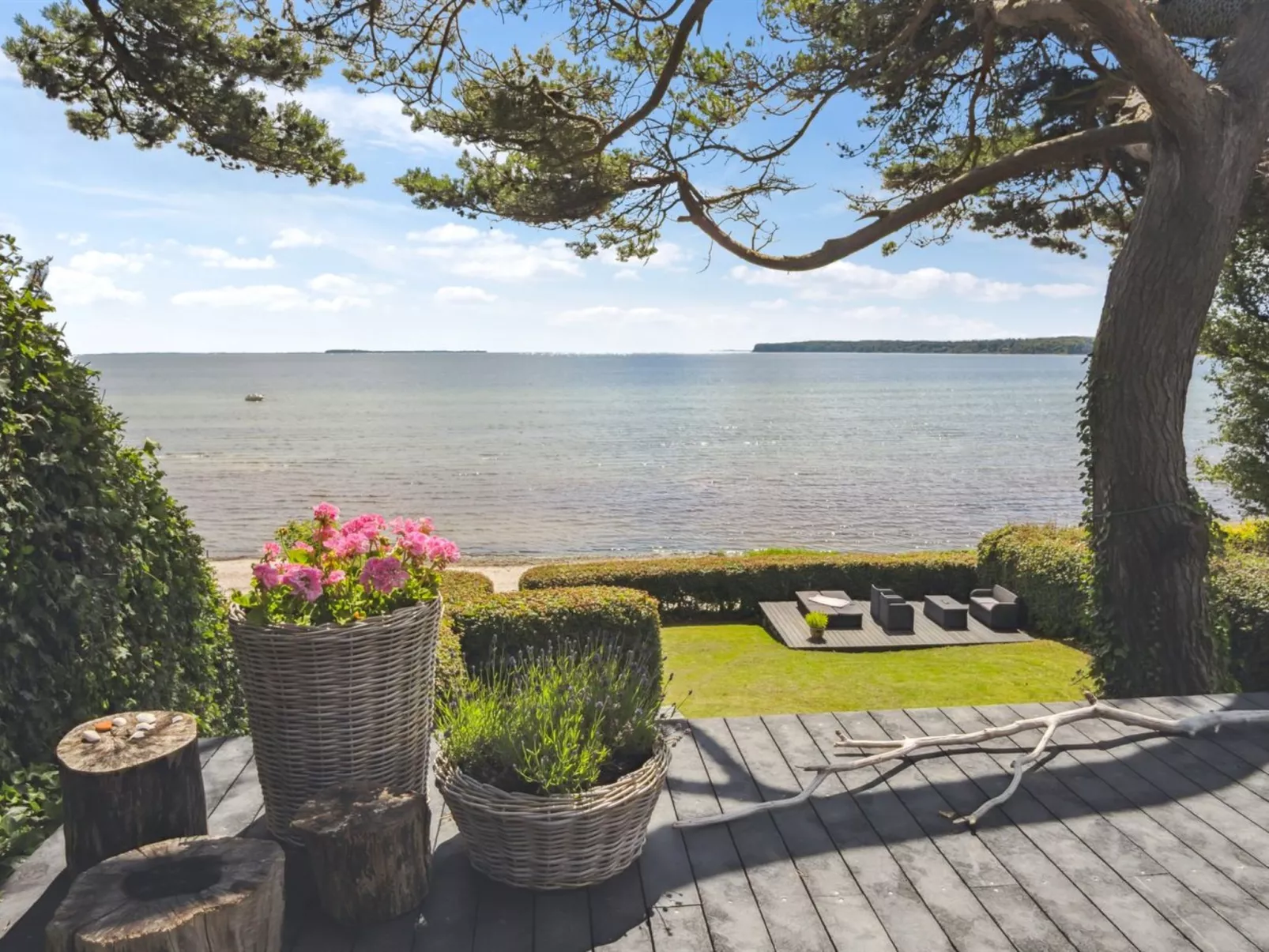 "Sten" - 30m from the sea-Outside