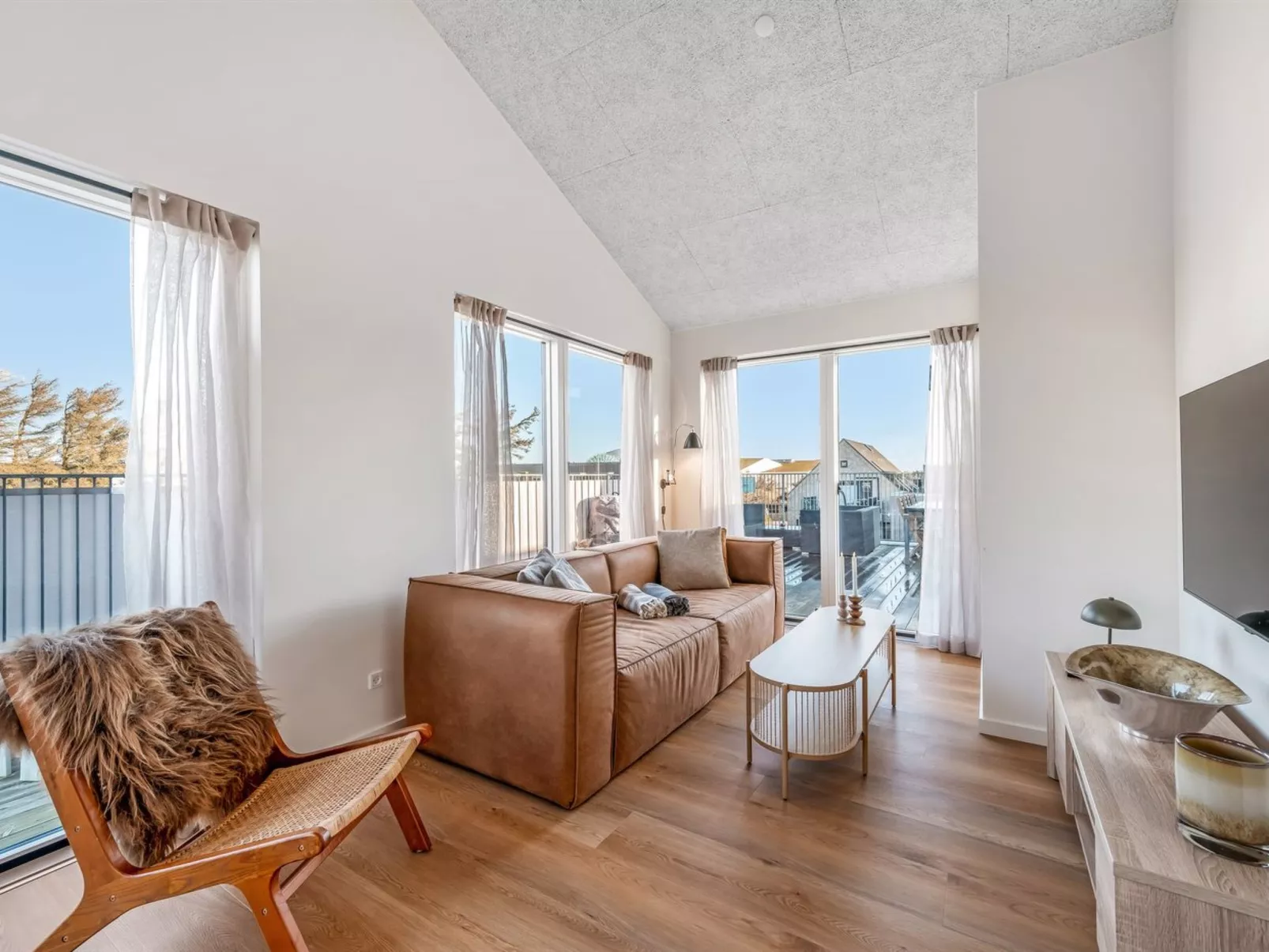 "Kjeld" -  from the sea-Drinnen