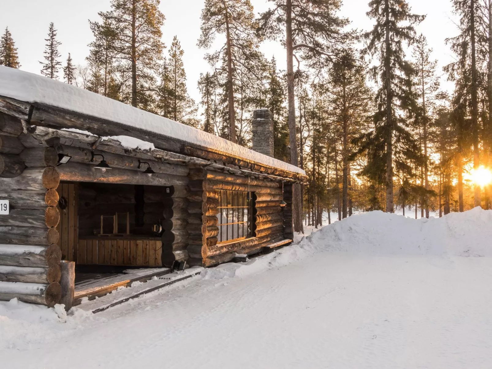 Metsä-luosto-Drinnen