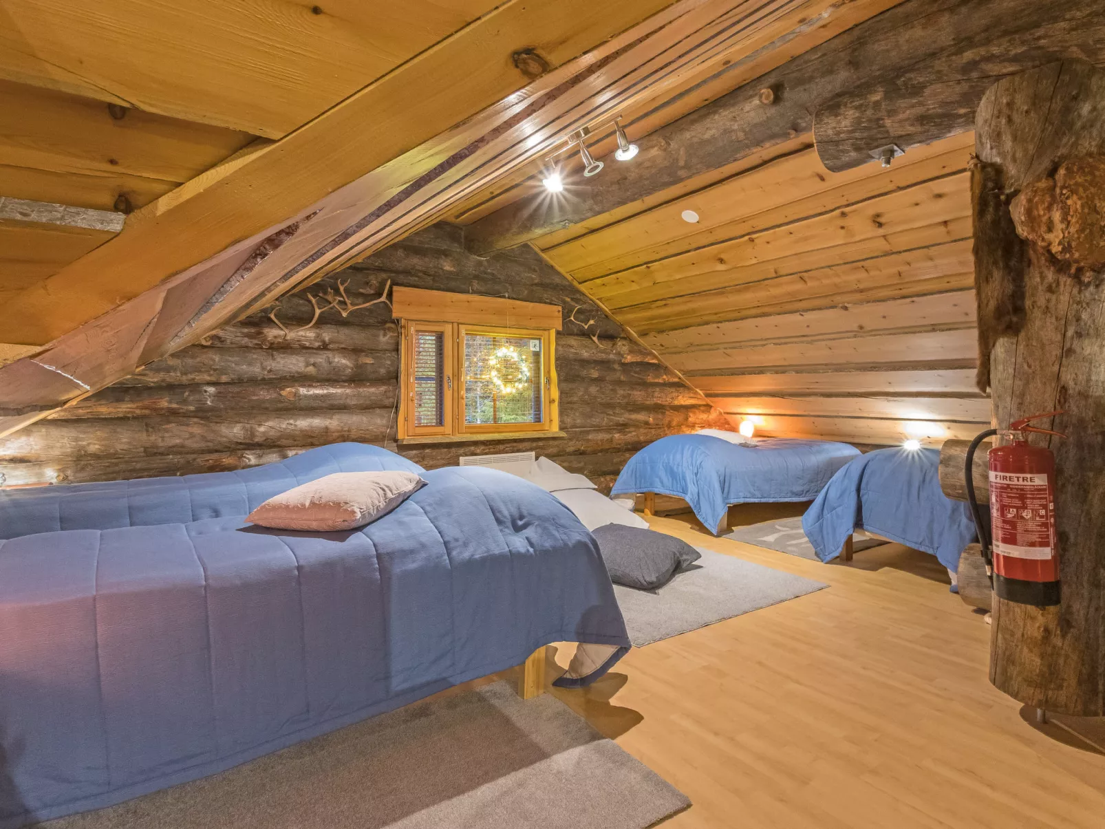 Menninkäisenkolo-Inside