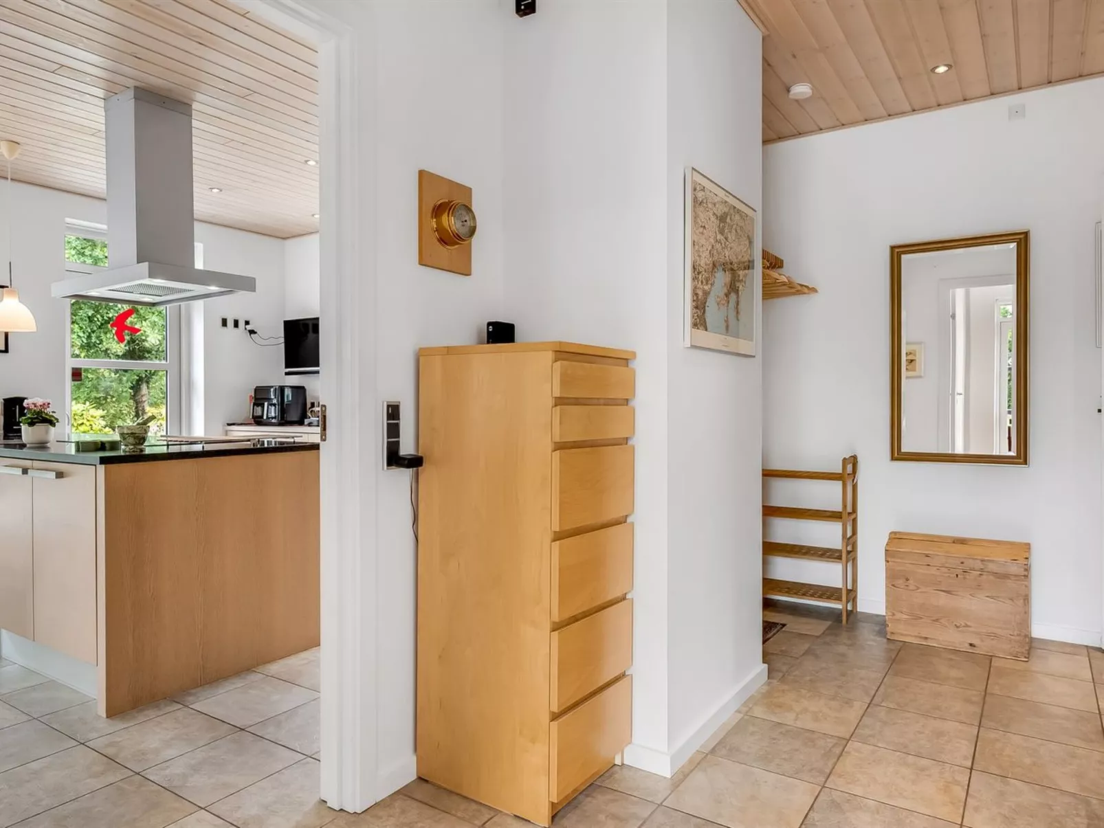 "Jyrki" - 100m from the sea-Dedans