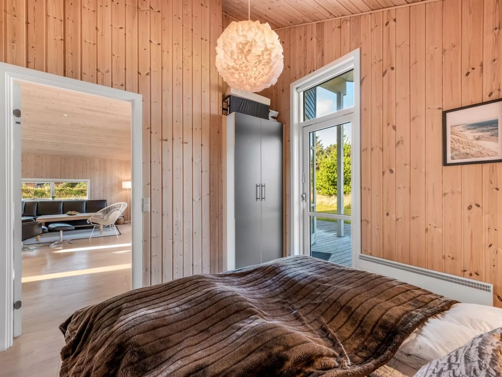 "Kanerva" -  from the sea-Inside