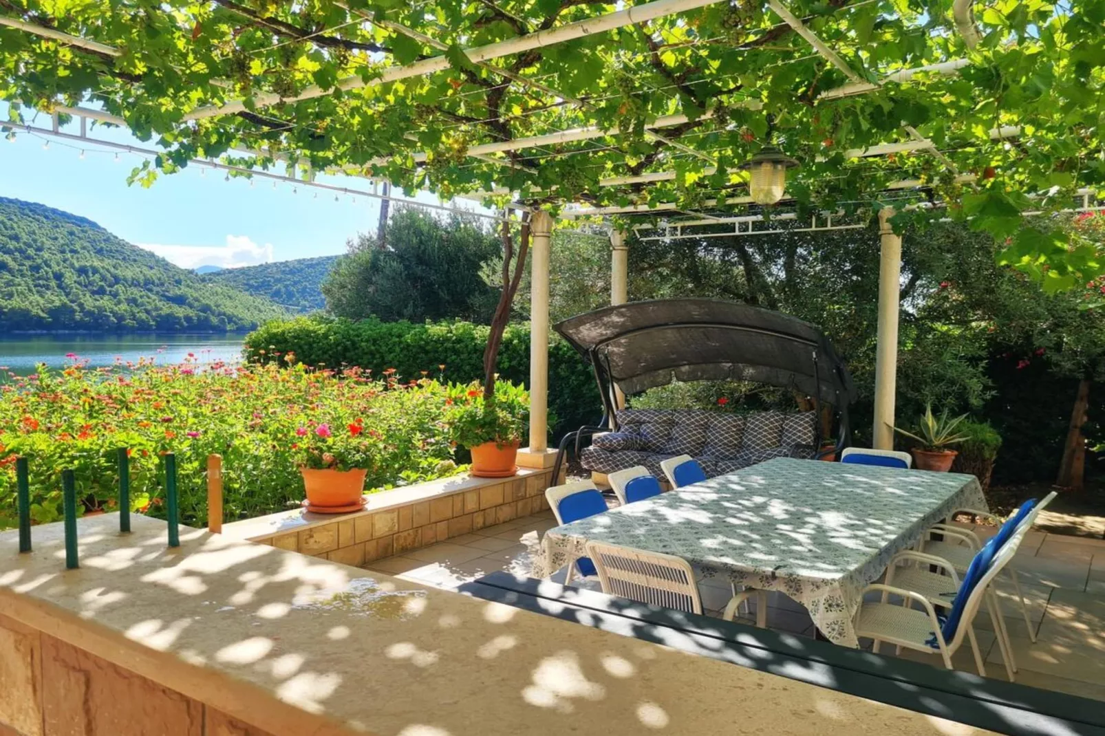 Four bedroom apartment-Outdoor