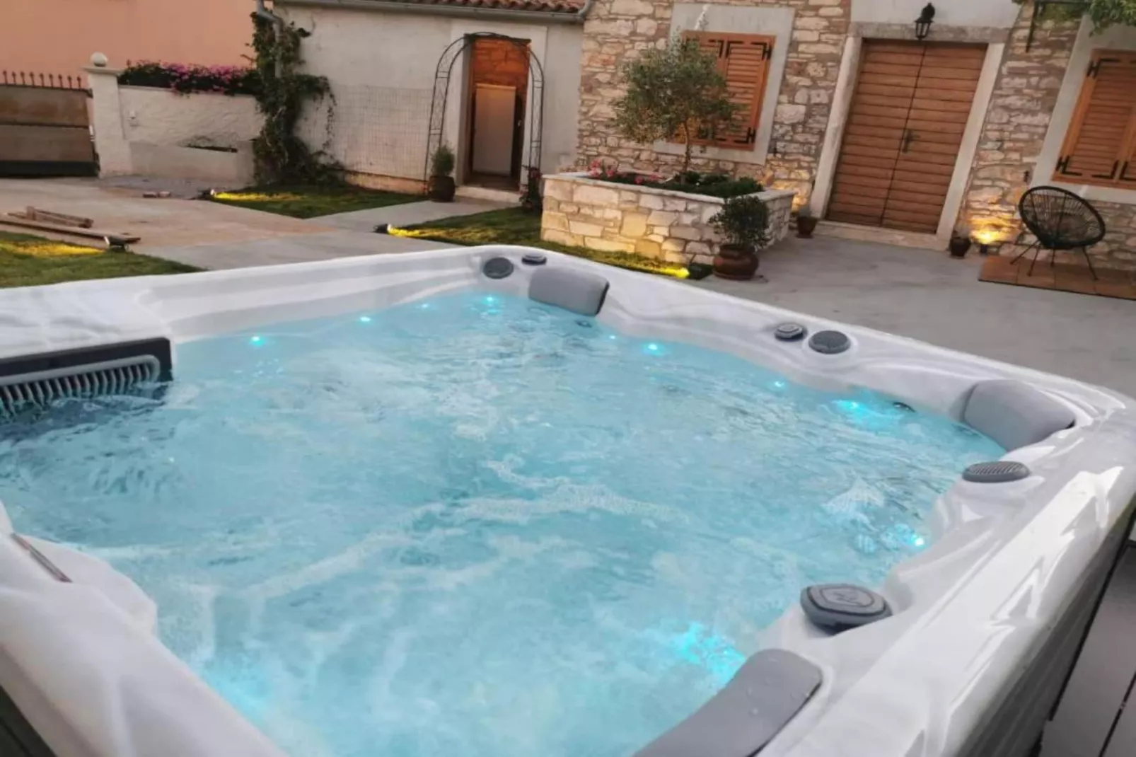 Double room with terrace (S1)-Piscine