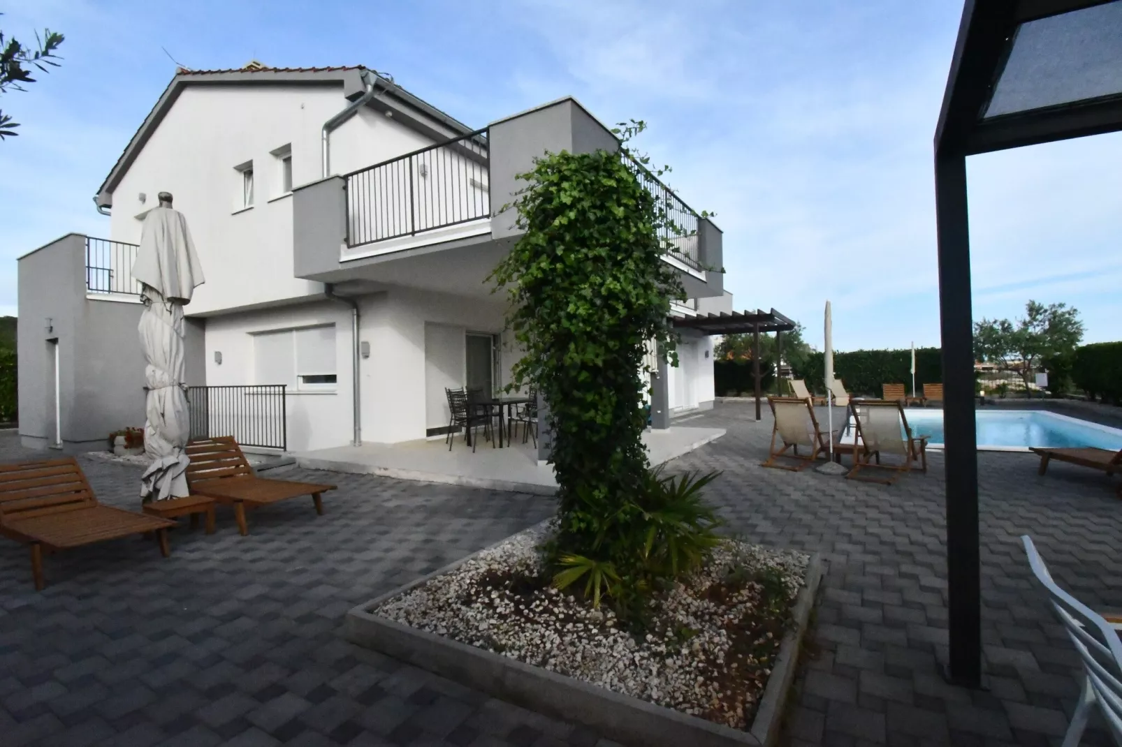 Luxury Escape with Swimming Pool & Modern Design - Deluxe Four Bedroom Villa with Sea View and Private Pool (Villa 5)-Extérieur