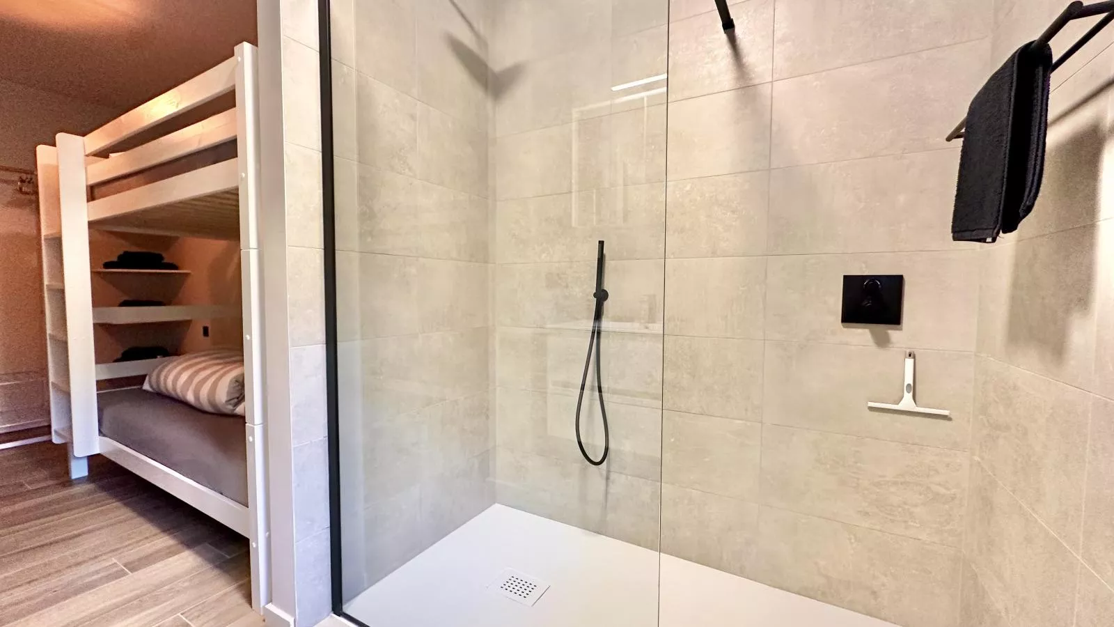 Durbuy Bato-Bathroom