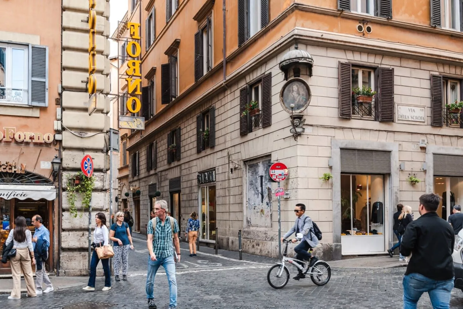 La Magnolia-Areas within 5km in summer