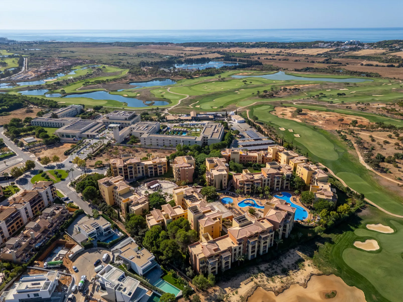 The Residence at Victoria-Outside