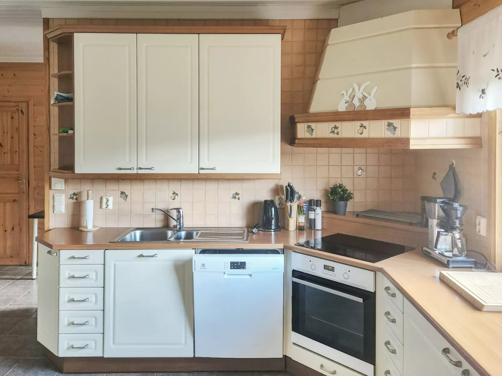 Villa soittoranta-Drinnen