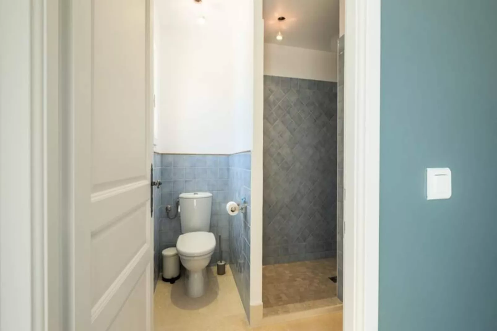 Résidence Bijou De 280m2 Et Piscine à Débordement Au Calme Absolu-Untagged