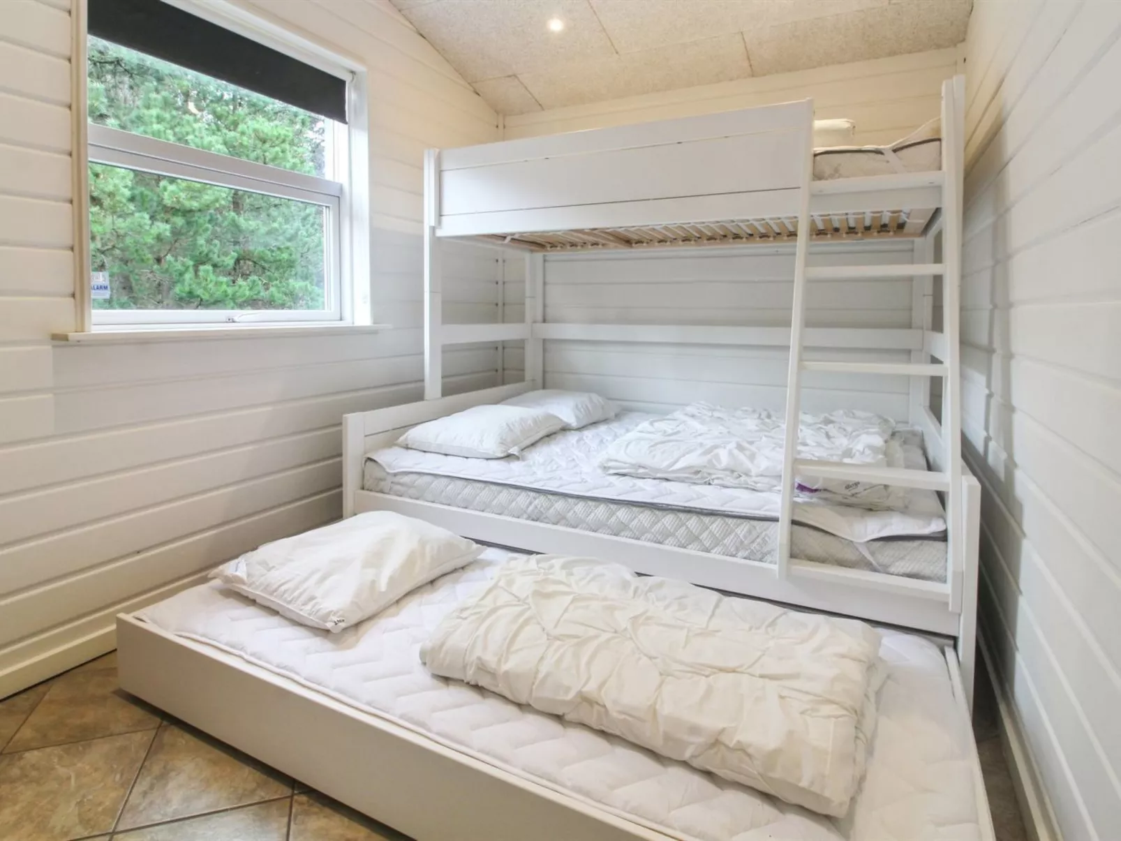 "Nael" - 1.6km from the sea-Drinnen