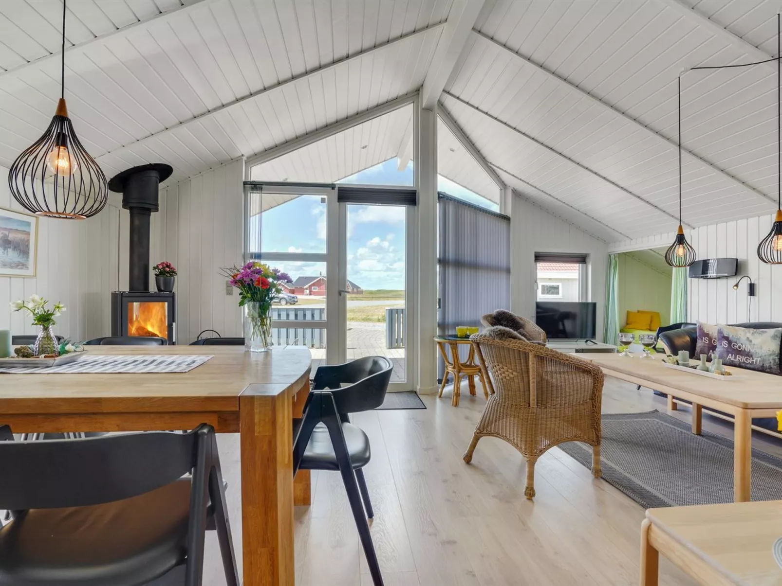 "Freek" - 400m from the sea-Inside