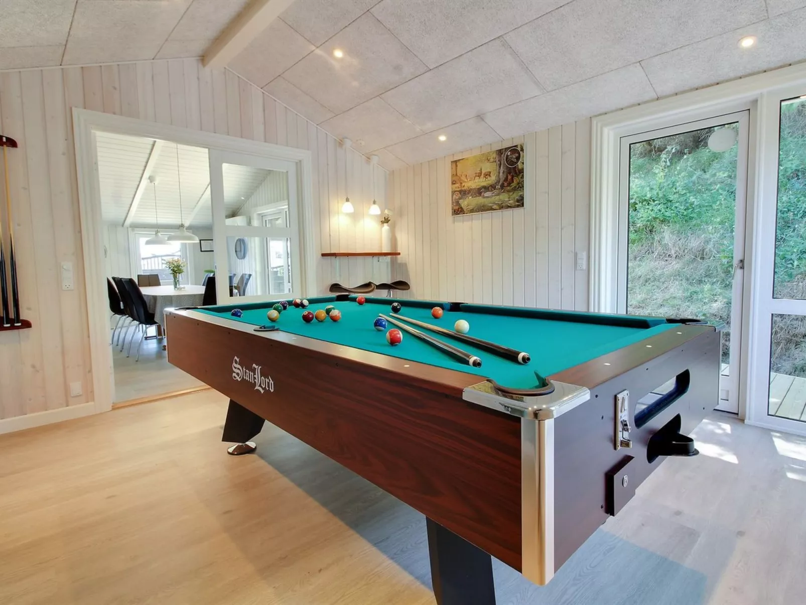 "Sirka" - 200m from the sea-Drinnen