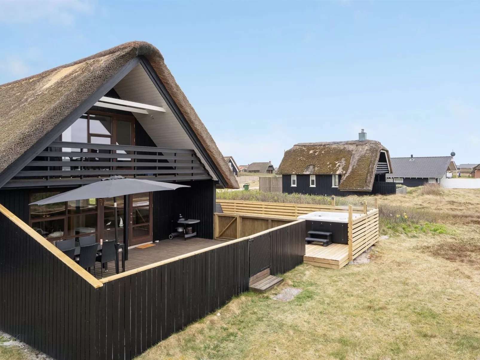 "Kristanna" - 150m from the sea-Outside