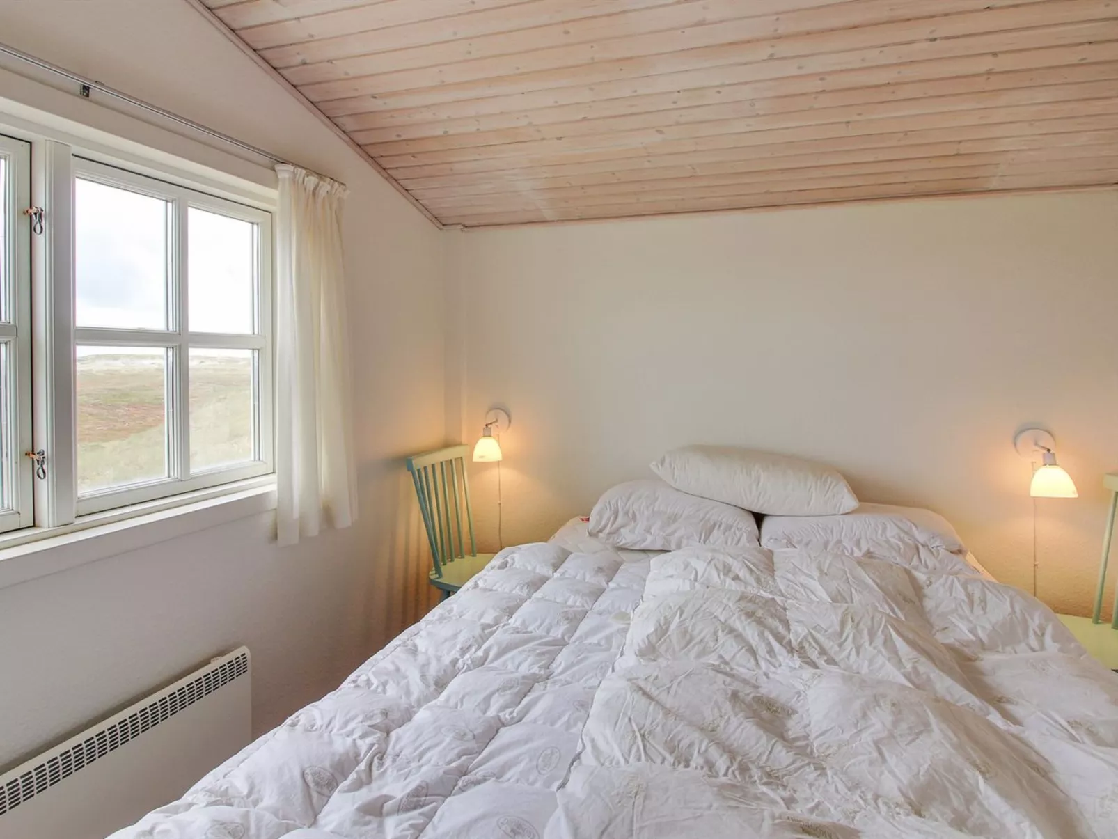 "Swanja" -  from the sea-Inside