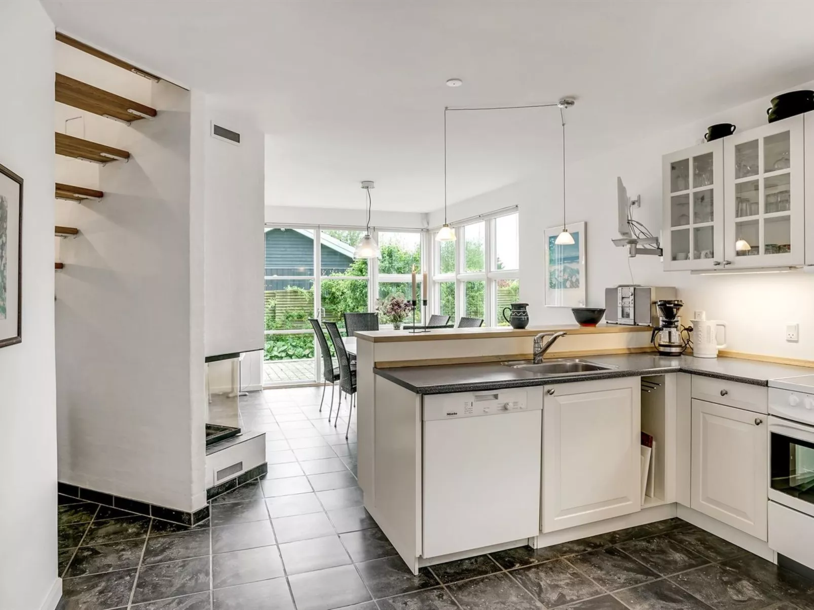 "Gullan" - 75m from the sea-Dedans