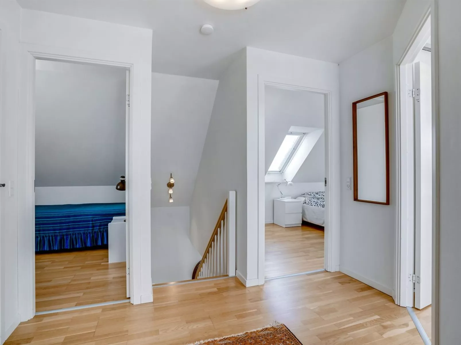 "Jeppe" - 50m to the fjord-Inside