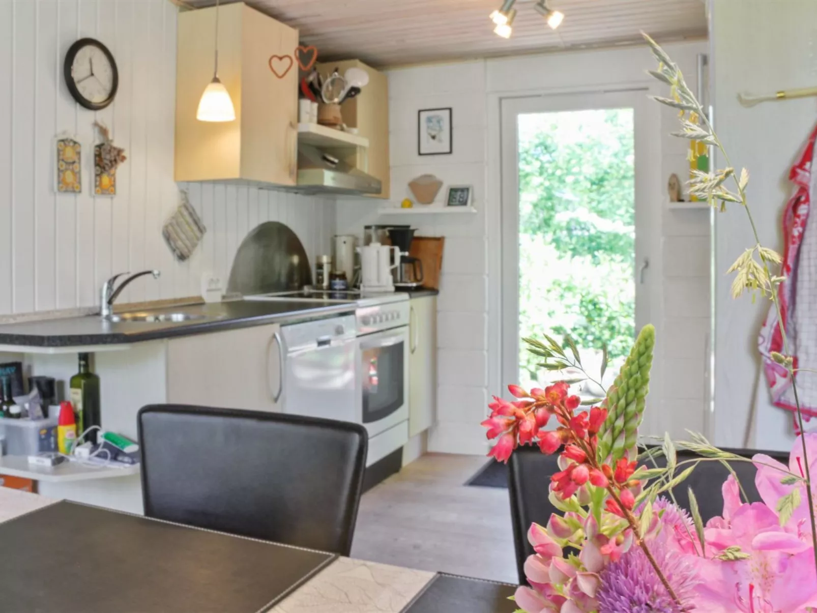 "Hartvig" - 800m from the sea-Drinnen