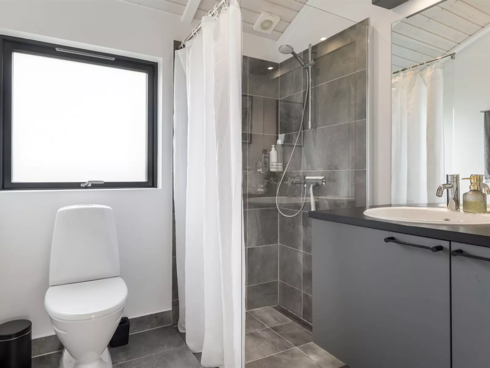 "Talitha" - 1.5km from the sea-Drinnen