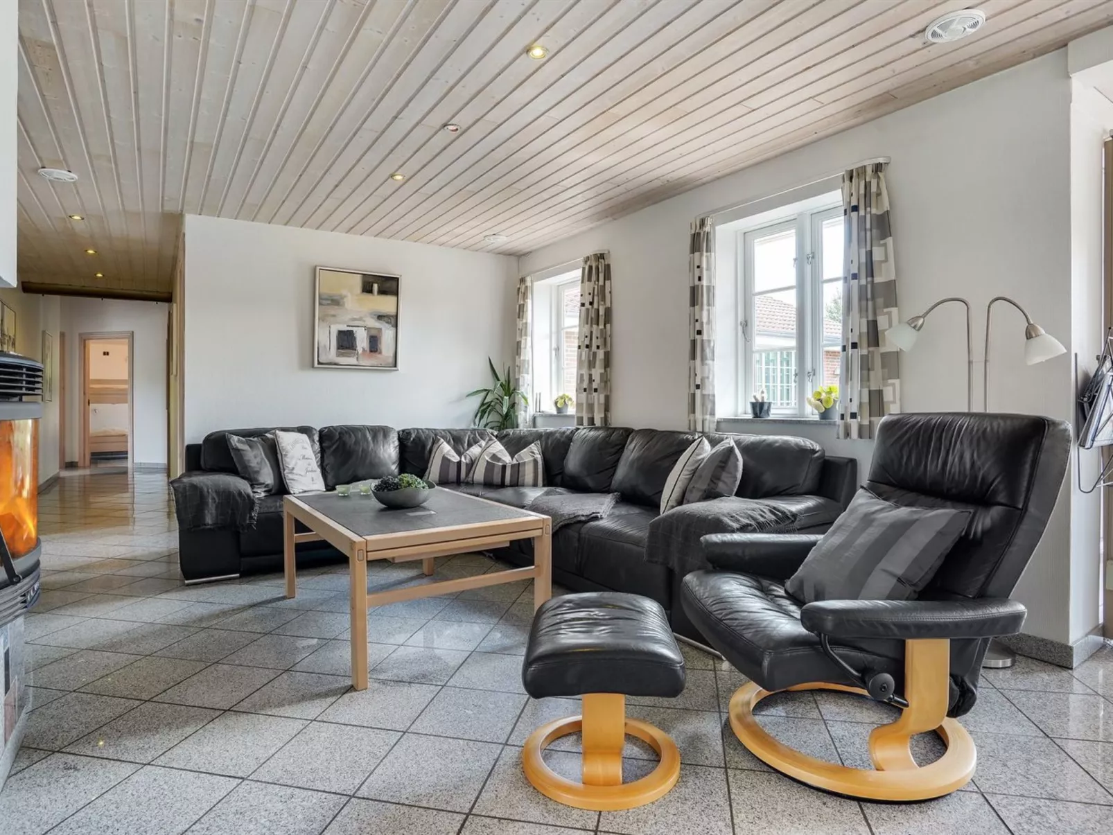 "Nana" - 4km from the sea-Drinnen