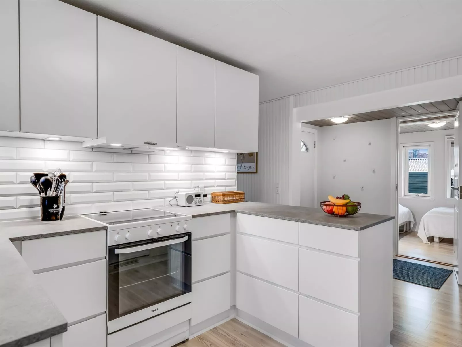 "Aila" - 1.4km from the sea-Drinnen