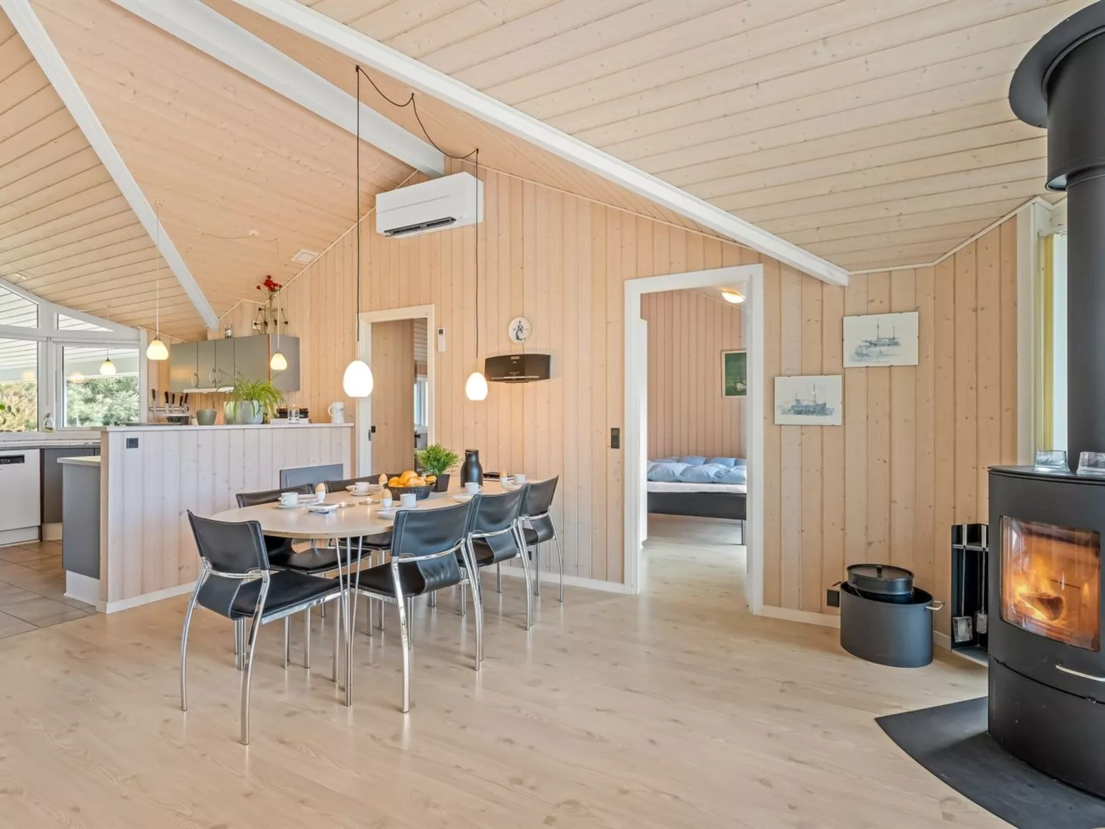 "Dagny" - 300m from the sea-Inside