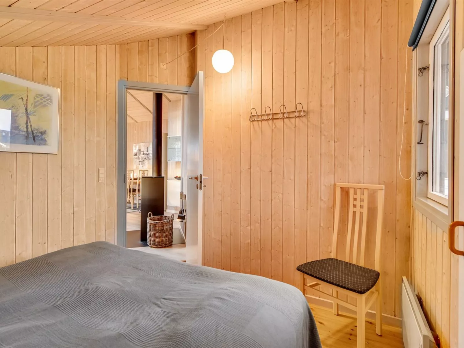 "Durita" - 600m to the fjord-Drinnen