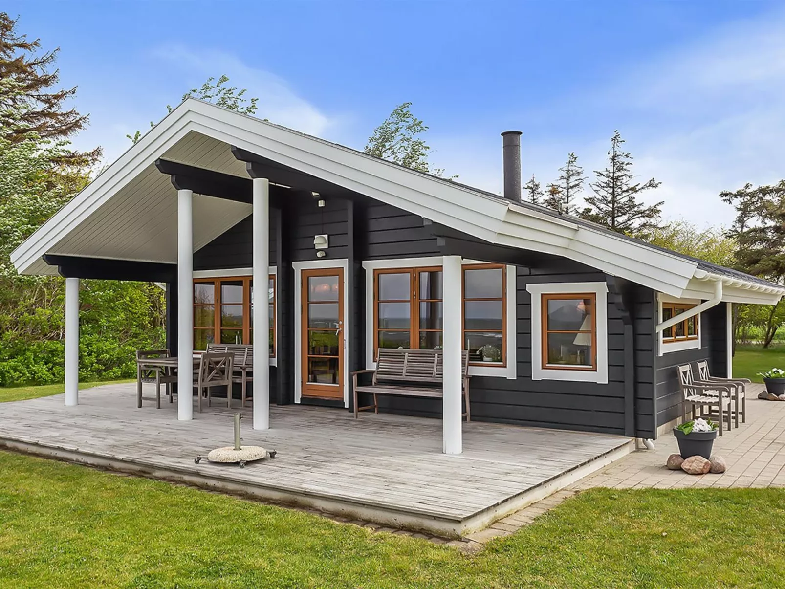 "Stacie" - 10m from the sea-Draußen