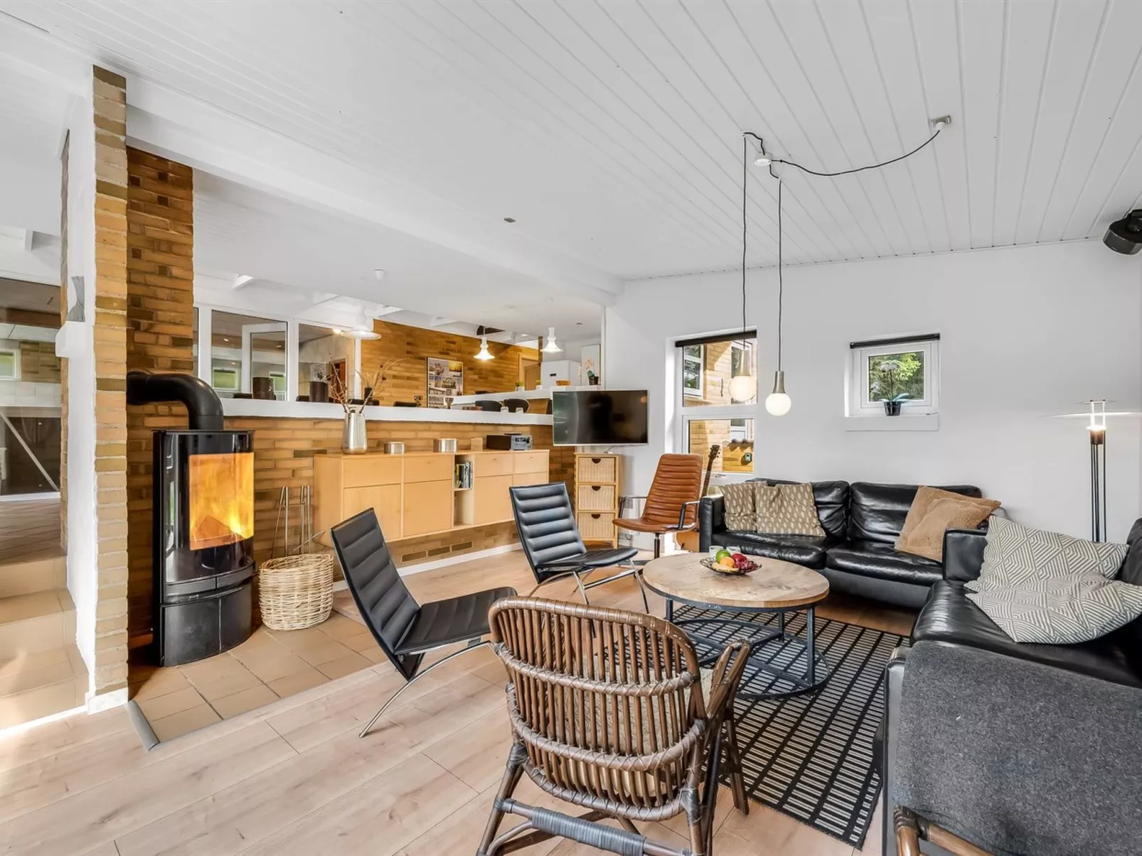 "Ewy" - 300m from the sea-Dedans