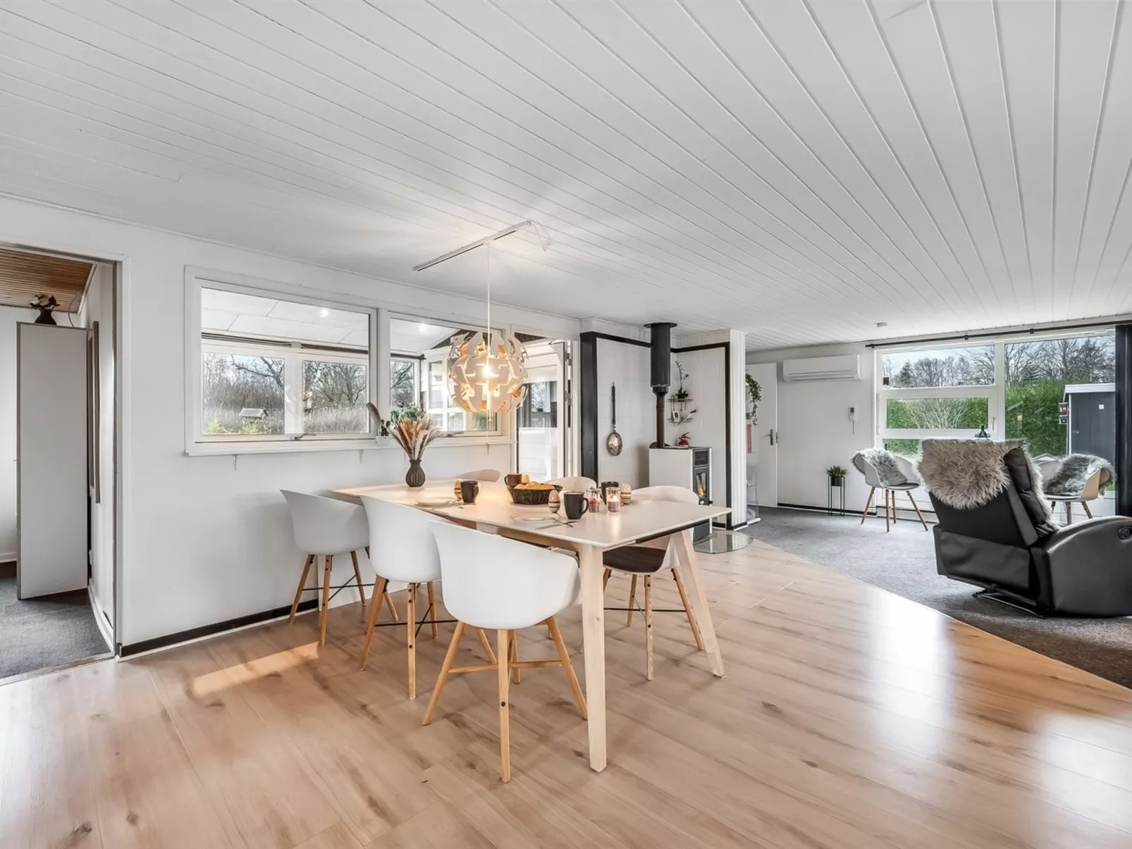 "Kjartan" - 32m to the fjord-Dedans