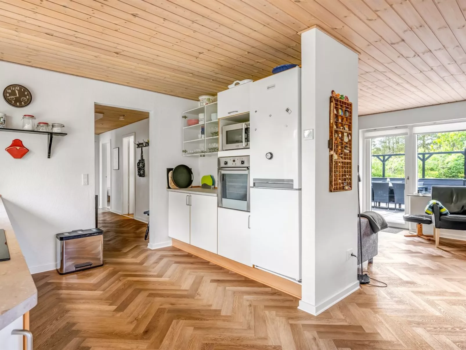 "Lavrans" - 2.5km from the sea-Drinnen