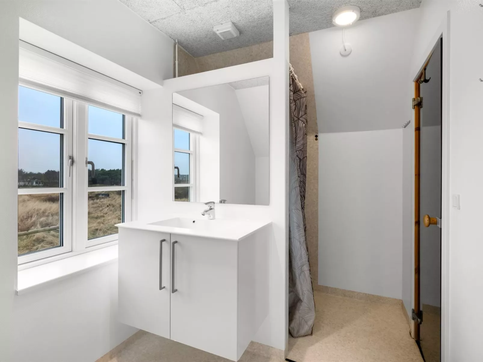 "Nafne" - 1.2km from the sea-Dedans