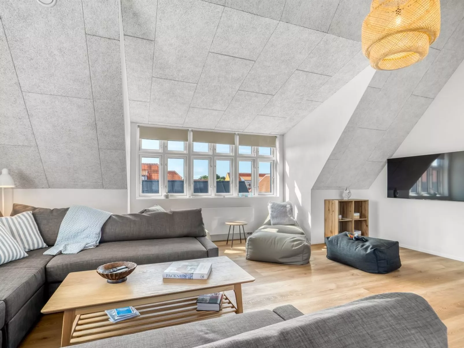 "Josina" - 1.8km from the sea-Drinnen