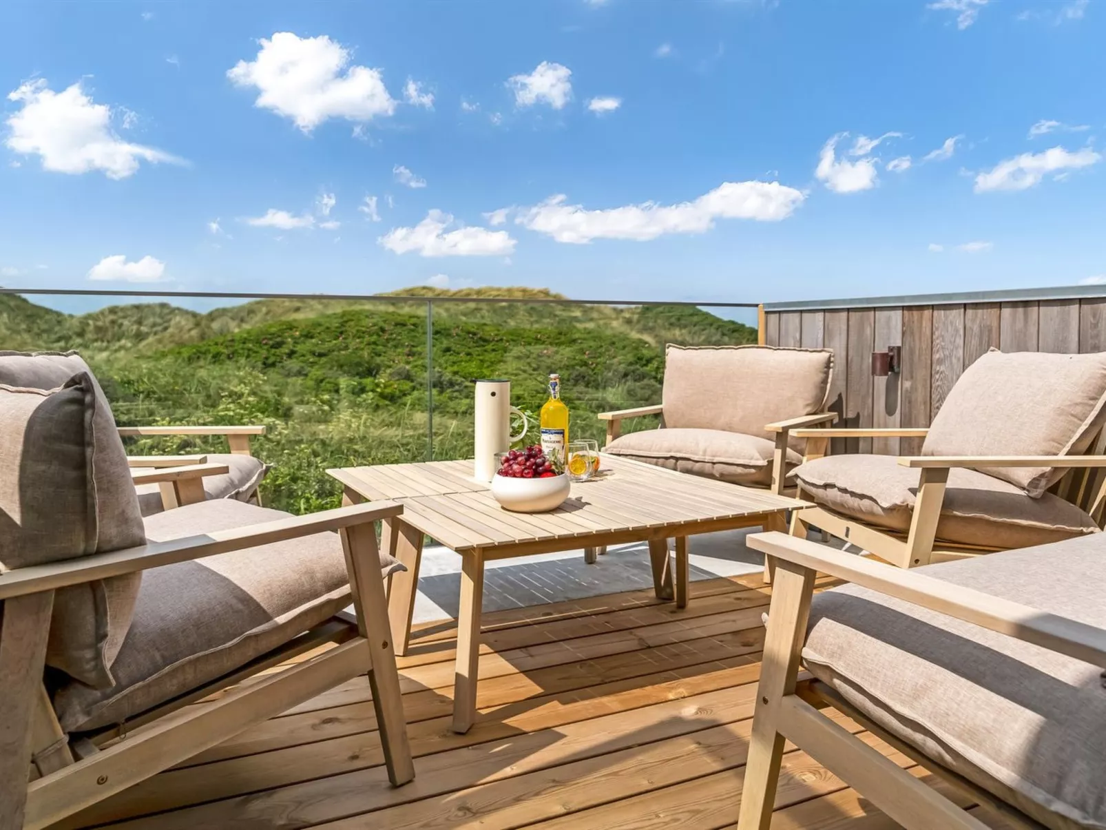 "Tamina" - 50m from the sea-Outside